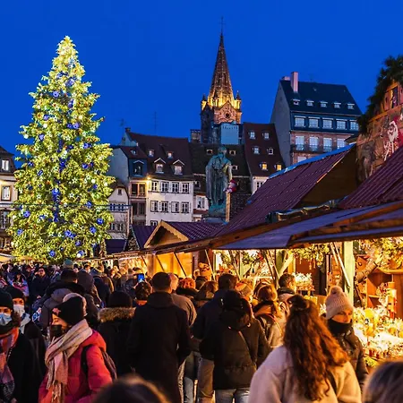 Luminous Apartment In Kehl Near Strasbourg, Conveniently Located Next To A Tram Stop With Direct Access To Strasbourg City Centre Exterior photo