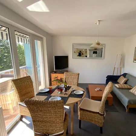 Luminous Apartment In Kehl Near Strasbourg, Conveniently Located Next To A Tram Stop With Direct Access To Strasbourg City Centre Exterior photo