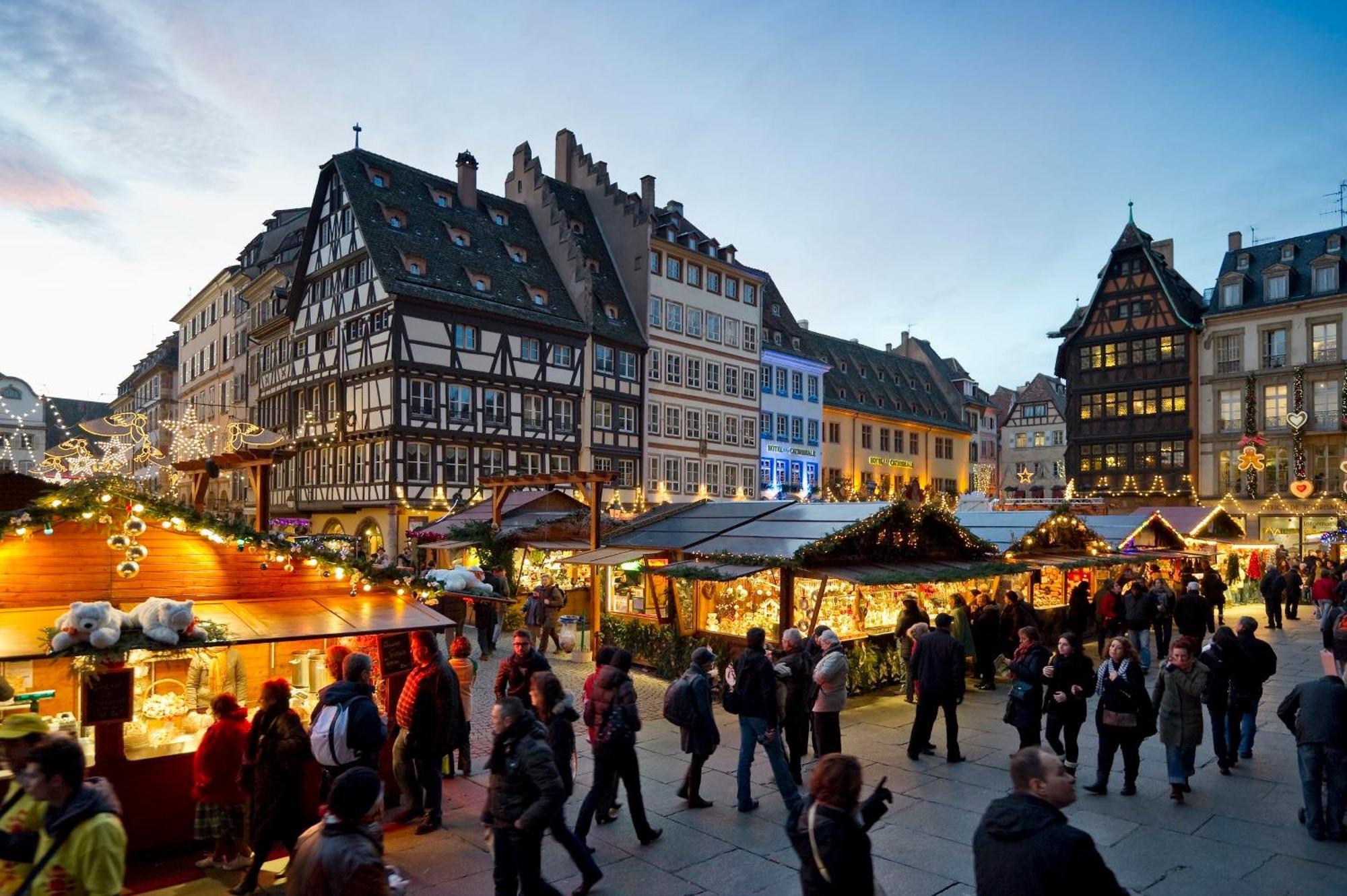 Luminous In Near Strasbourg, Conveniently Located Next To A Tram Stop With Direct Access To Strasbourg Centre * Kehl